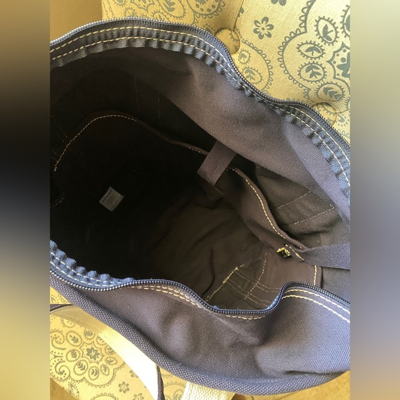 Lands’ End Medium Solid Color 5 Pocket Open Top Canvas Tote Bag - Lauren - Picture 4 of 9